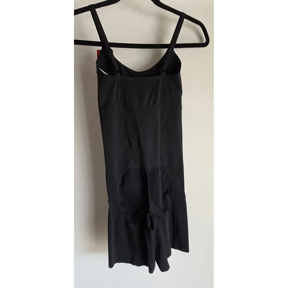 SPANX Shapewear M Black Shaping Short Brief Slimming Body Shaper NWT